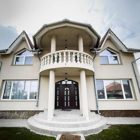 מלון אורדאה Casa Blanco מראה חיצוני תמונה